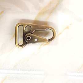 锌合金鹰嘴扣厂家批发背包扣户外登山包挂钩尼龙织带扣箱包五金