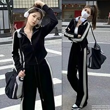 Sportswear suits female spring and autumn fashion stitching