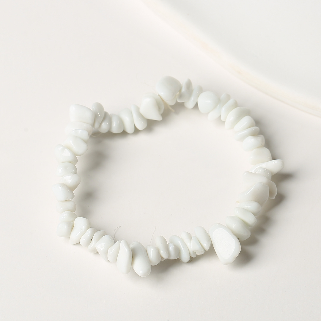 Pulsera de anillo único de piedra de cuartil natural irregular pulsera de cuerda elástica de piedra original estilo fresco simple y versátil