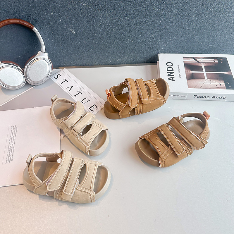 Summer fashionable soft comfortable breathable retro beach sandals…