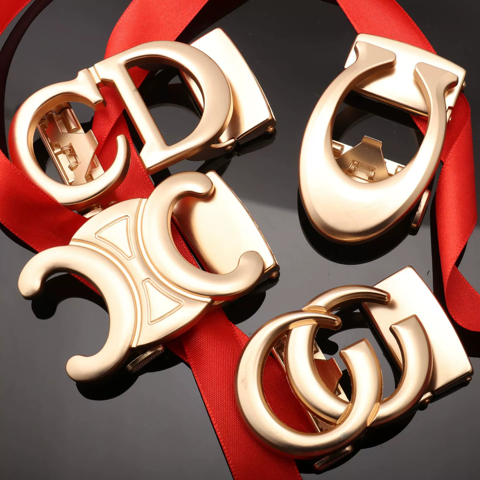 Men's belt, metal trousers, buckle with letters