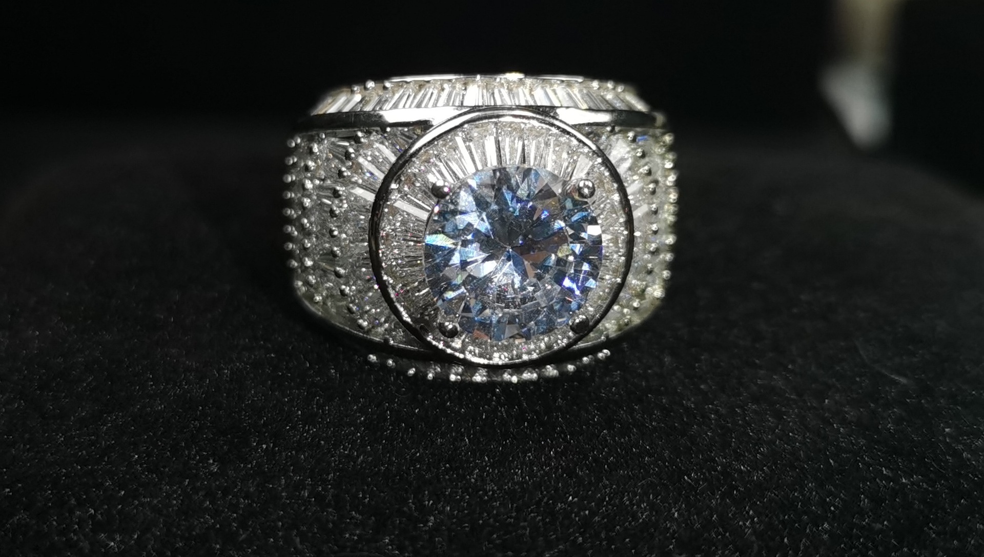 69543d4b7e55a2eaadd700d95fa1b9