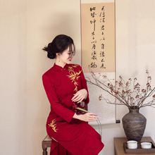 古法开襟2025冬款红色旗袍日常新中式刺绣改良复古旗袍