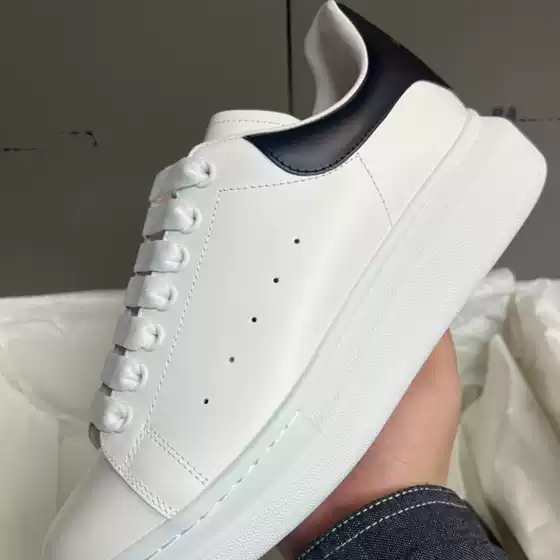 Cross-Border American Style Mcqueen Autumn and Winter Trendy Casual Sports Fashion Couple Shoes Men's and Women's White Shoes Height-Increasing Wear-Resistant Sneakers