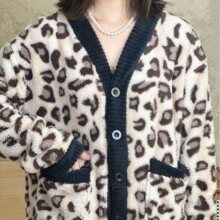 2025年新款舒棉绒睡衣加绒加厚套装豹纹图案女秋冬季口袋开衫家居