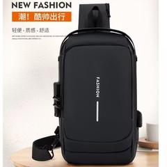 メンズバッグアウトドアチェストバッグ新しいパスワードロックメンズクロスボディバッグ盗難防止オートバイショルダーレジャースポーツバックパックファッション