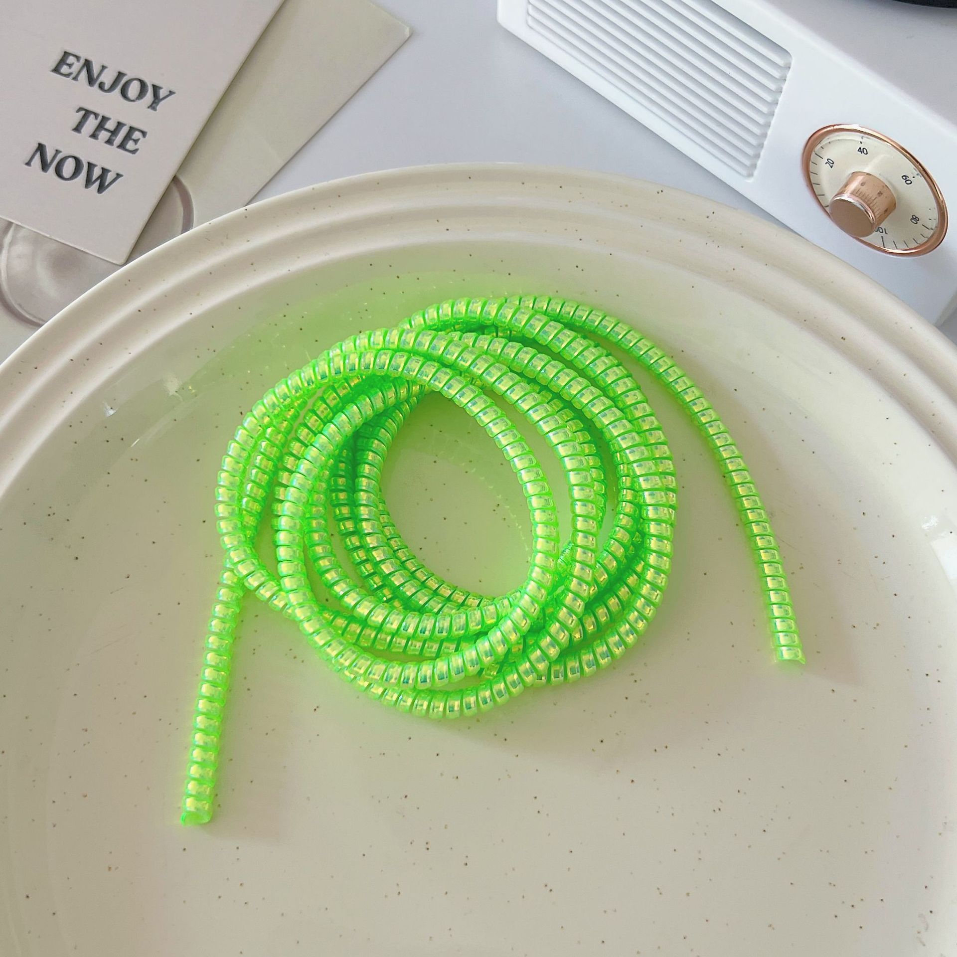 1,4 m 1,6 m cable de datos cuerda de protección anti-suciedad cable de teléfono móvil cuerda de bobinado anti-rotura cargador cubierta de protección de alambre