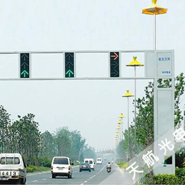 交通安全标识;交通警示灯;道路照明灯