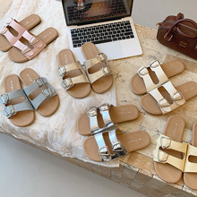 ƽ��һ����Ů��2025�ļ��¿�һ�_�ő��˰ٴ��⴩Ƥ����ɳ������Ь