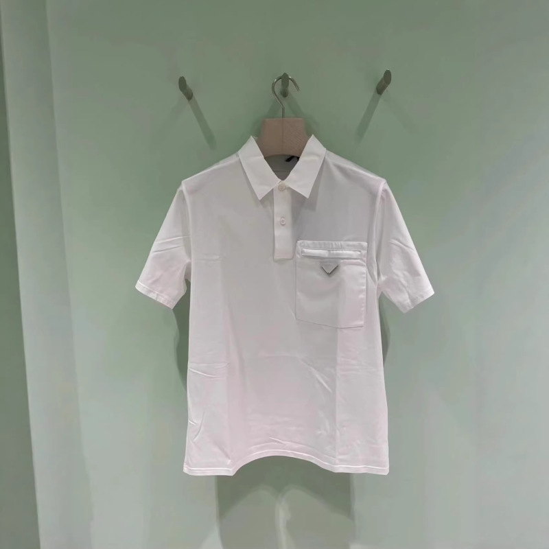 Authentic Version in Stock Original Label P Brand 26Ss Chest Pocket Cotton Loose Fit Turn-Down Collar Short-Sleeve Polo Shirt T-Shirt Couple Style Authentic Version in Stock Original Label P Brand 26Ss Chest Pocket Cotton Loose Fit Turn-Down Collar Short-Sleeve Polo Shirt T-Shirt Couple Style