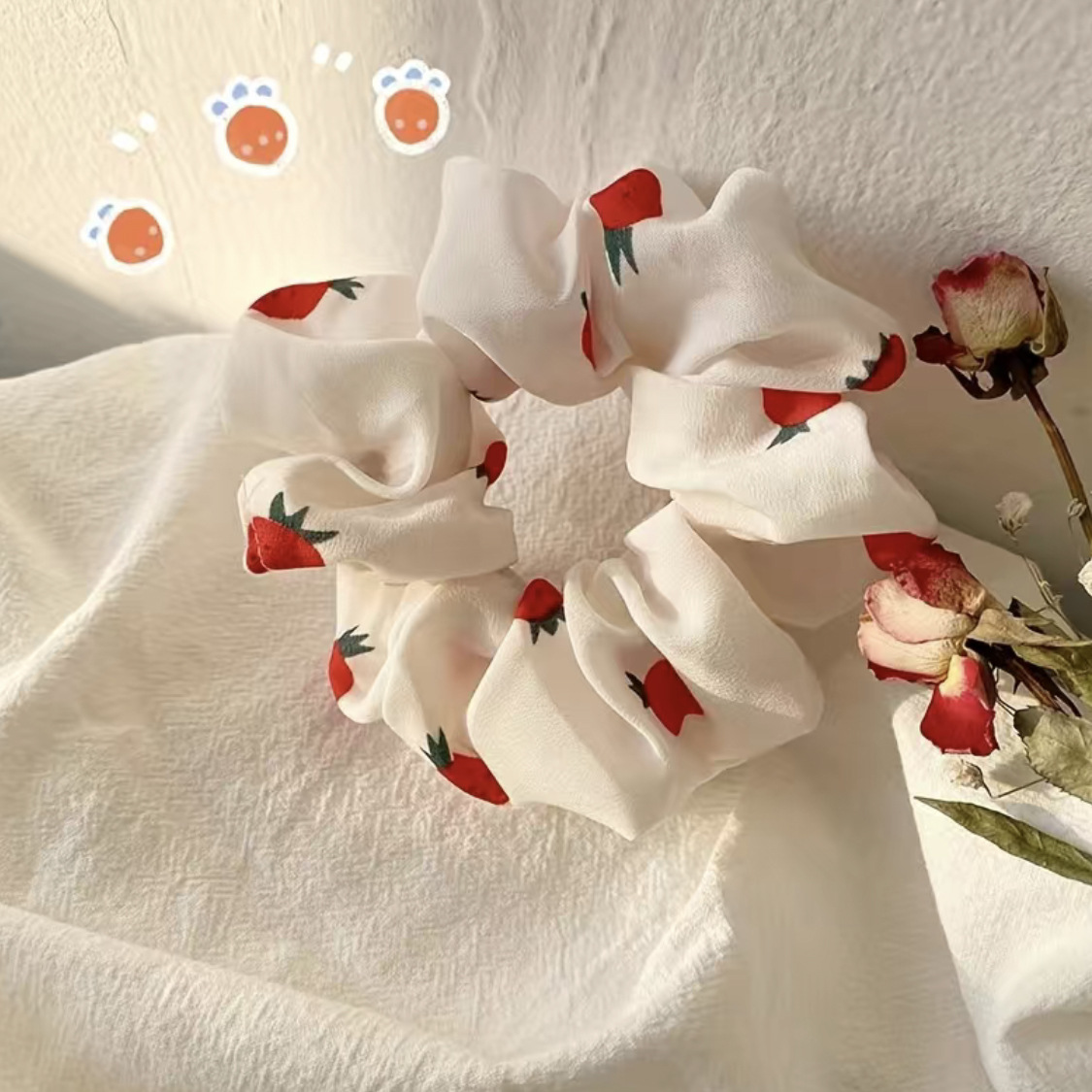 Chiffon retro verano red fresa intestino grueso anillo de cabello sen cuerda de cabello grasa intestino flores cuero cabello adornamiento al por mayor