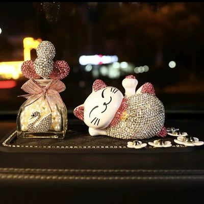 Center Console Interior Supplies, Perfplant seat - pink-ears-cat-pink-perfume-seat-daisy-pad