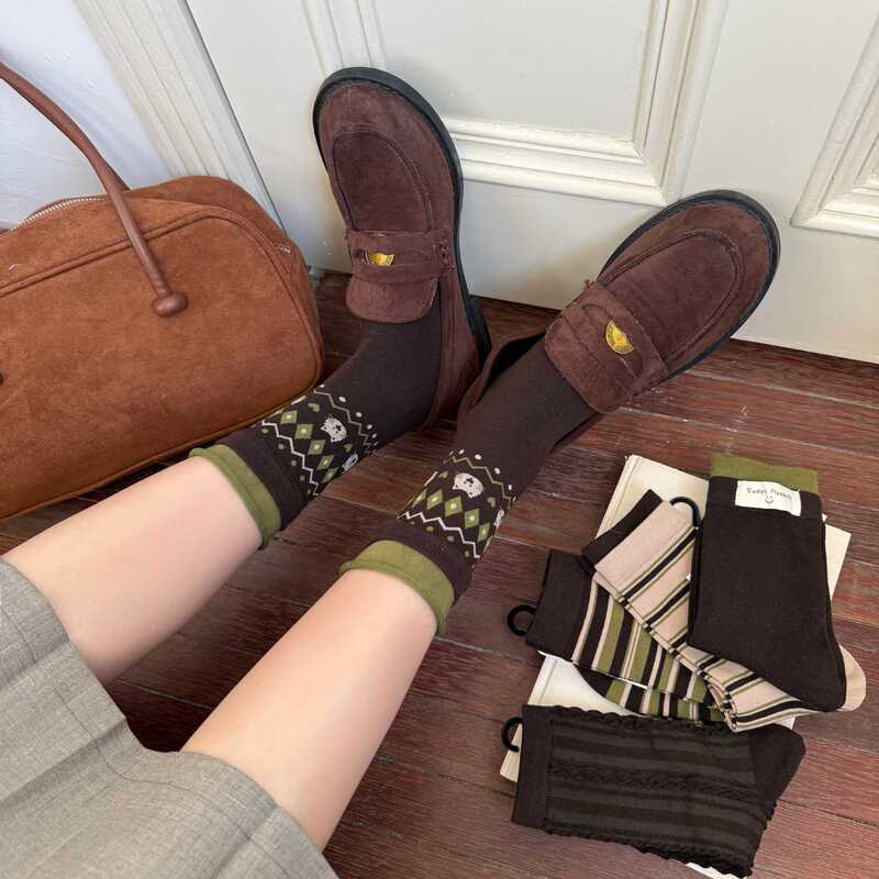 Coffee green women's mid-calf socks, early autumn striped fabric label, trendy retro vibe long socks 26 Coffee green women's mid-calf socks, early autumn striped fabric label, trendy retro vibe long socks 26
