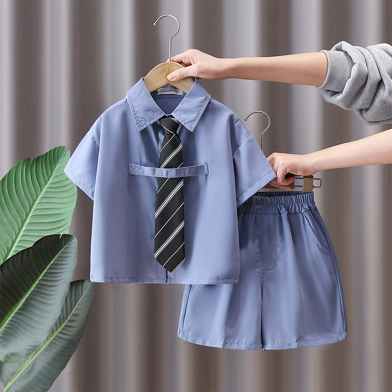 7157 Traje de verano para niños 2025 nueva camisa de estilo universitario para niños corbata ropa de verano para bebés