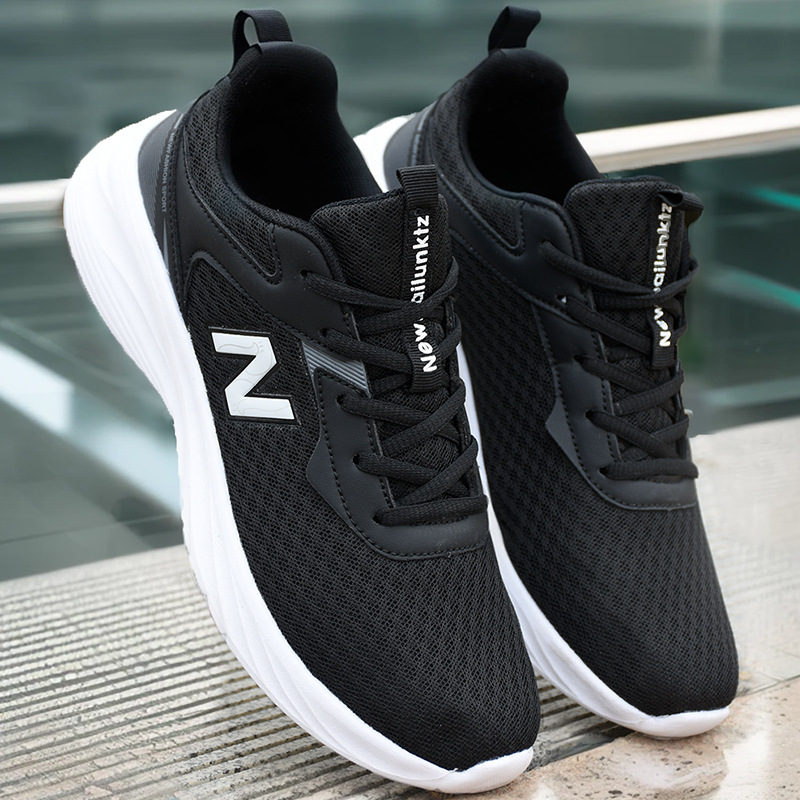 Breathable fashionable lightweight running sneakers for men and…