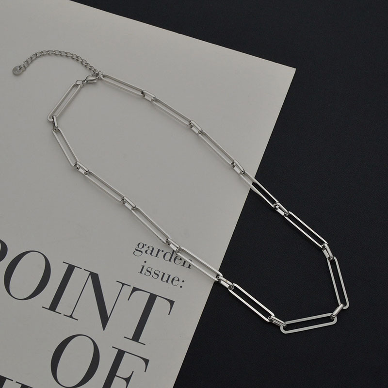 European And American Long Square Interlocking Chain Bracelet Simple Thick Chain Necklace Wholesale display picture 6