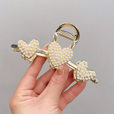 세 개의 하트 진주 디자인