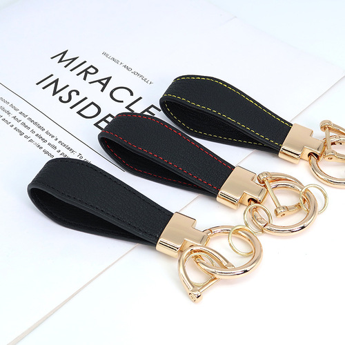Wholesale leather car DIY keychain printable logo automotive commercial pendant leather keychain waist hanging accessories