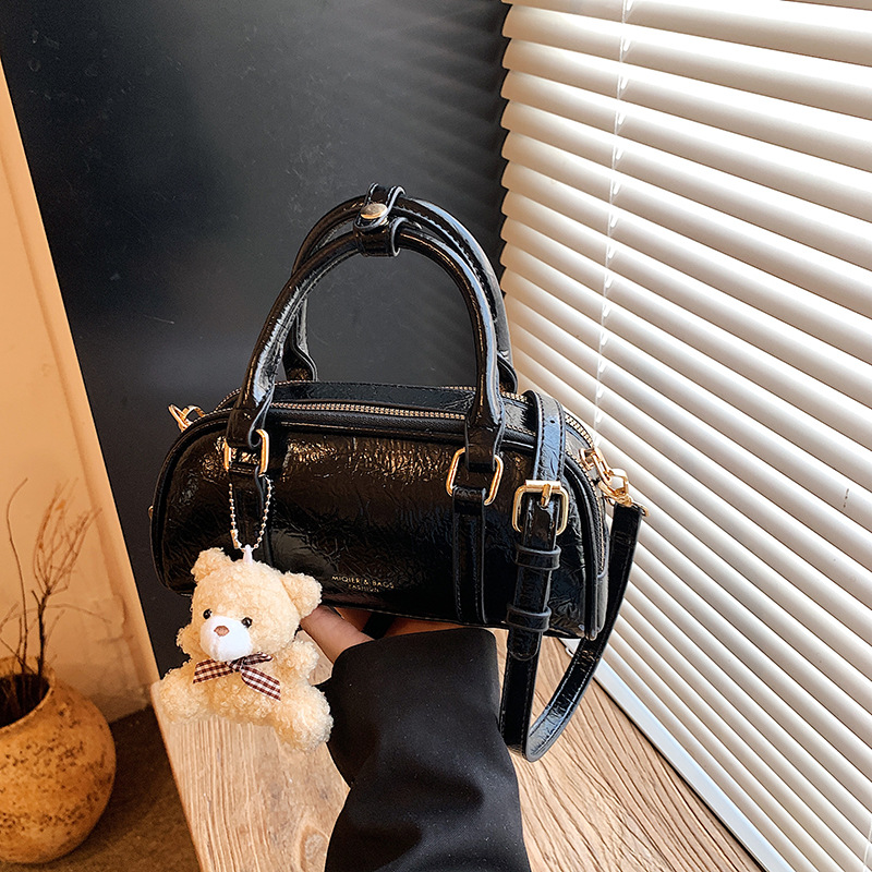 Korean Style Fashion Handbag Small Tote Bag 2026 Spring New Model Simple High-Value Stylish Trendy Crossbody Small Square Bag