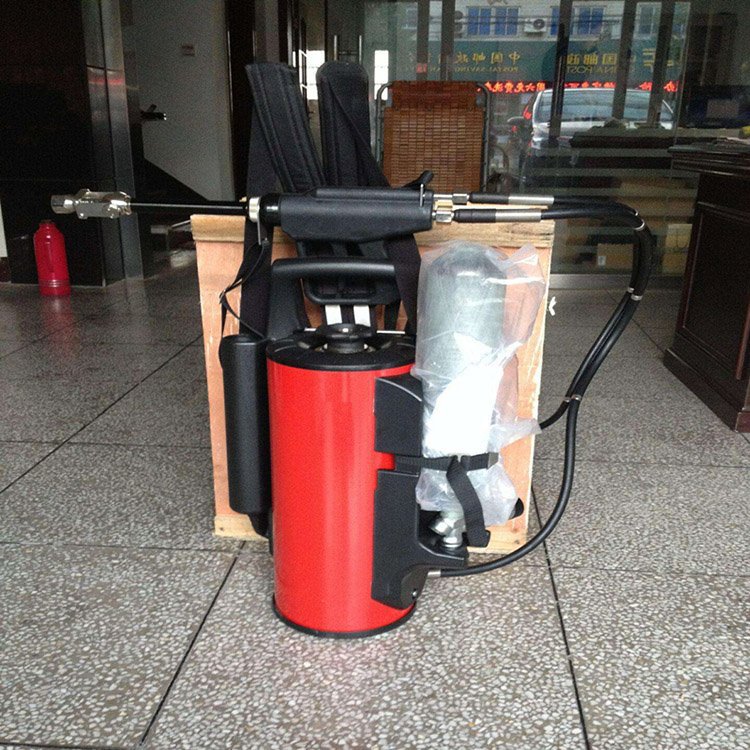 La pistola de agua de pulverización neumática pulsada se utiliza para la lucha contra incendios, también puede disparar bombas de bomba, escaleras de cuerda, bombas de extinción de incendios, etc.