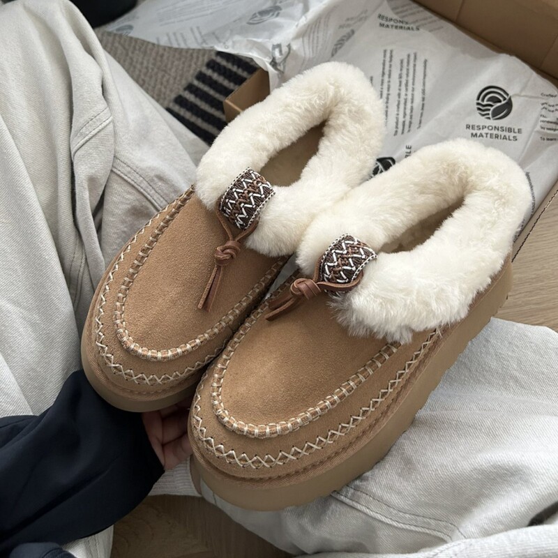 Sangpo 2026 autumn/winter new collection: fleece-lined, thick-soled snow boots and slippers for women, featuring an Alpine-style design, genuine leather, and tassel detailing