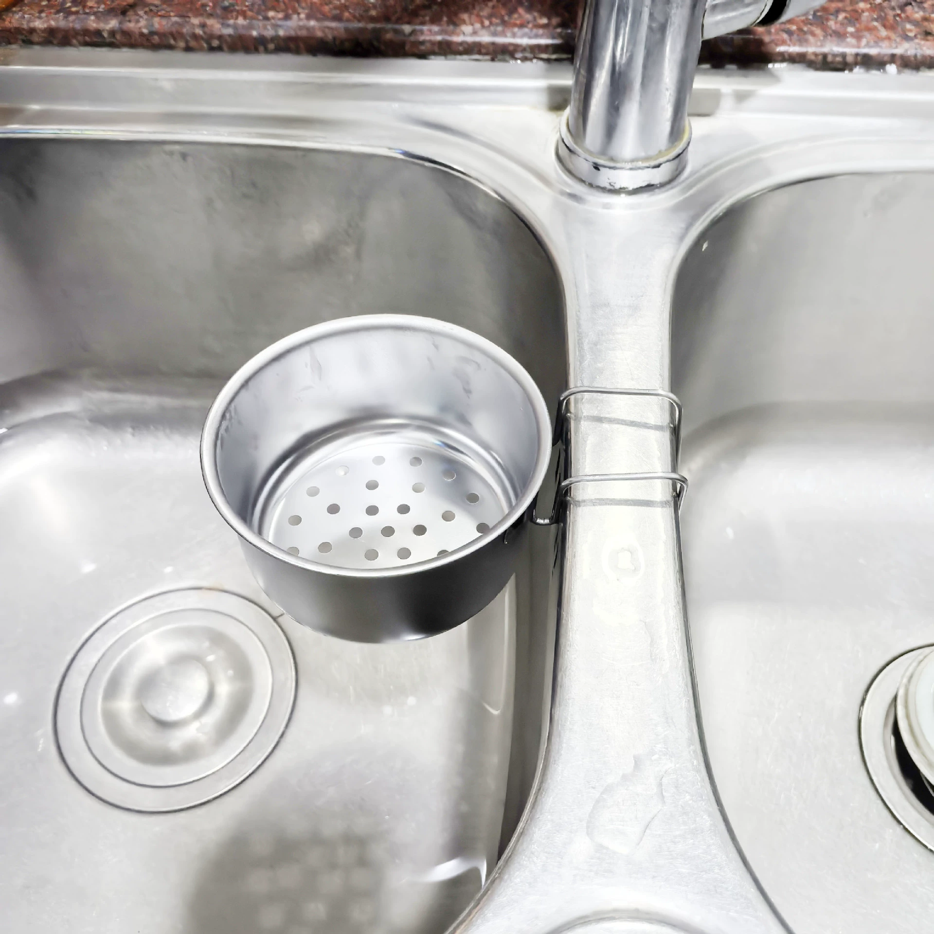 Нержавеющая сталь Подвесная сливная корзина для воды Раковина для мусора Фильтр для стеллаж