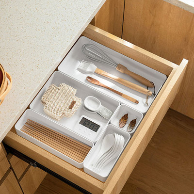桌面抽屜收納盒分隔餐具文具自由可疊加儲物盒子塑料化妝品整理盒