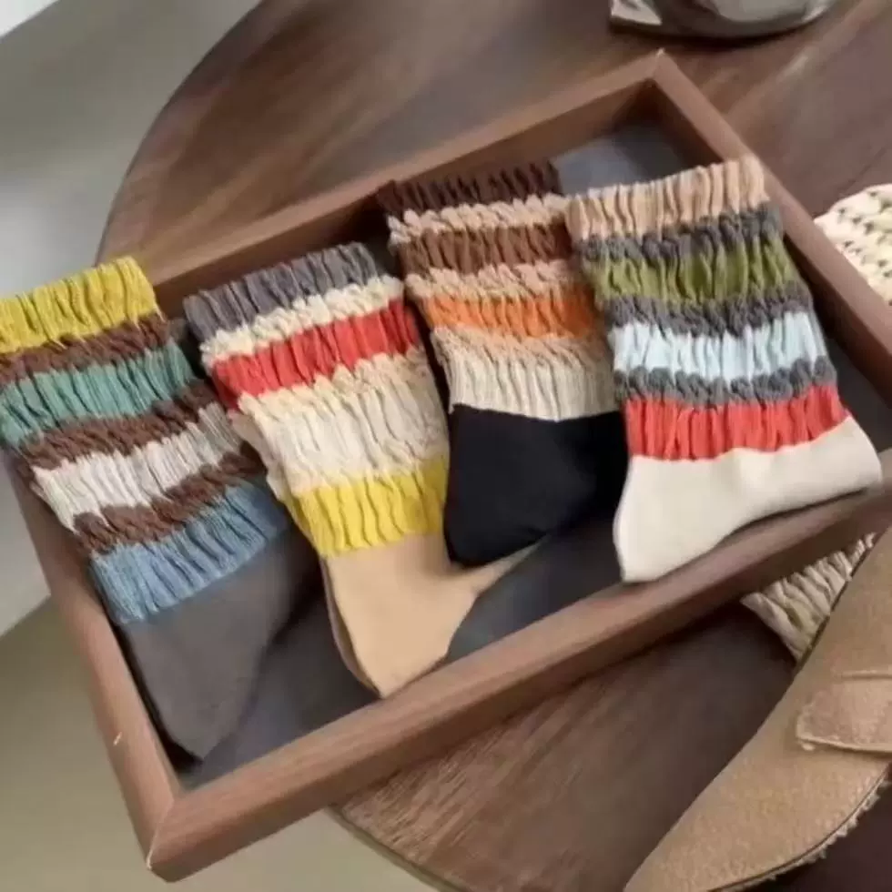 Носки женские осенние и зимние сосновые рты, не мешая ножки, складные носки, красные ленивые, корейские полоски, радуга, ретро чулки