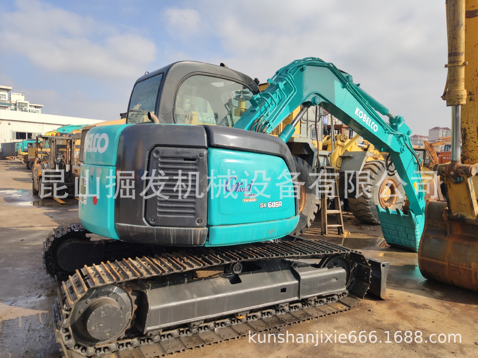 神钢SK70挖掘机 70二手挖机 神钢日立ZX60 70 75挖机