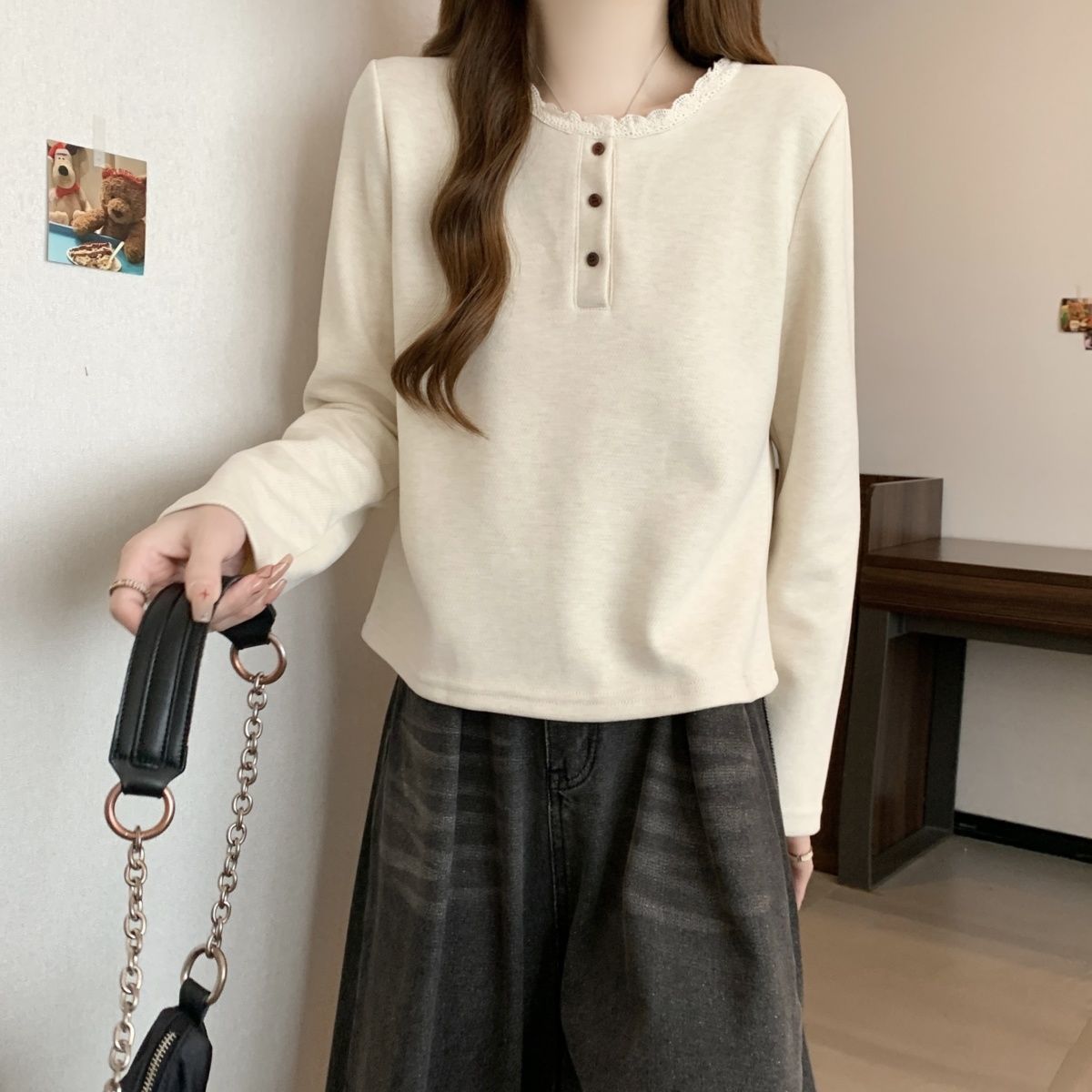 秋冬新款半开蕾丝正肩长袖t恤胖mm大码加绒保暖德绒女装上衣200斤