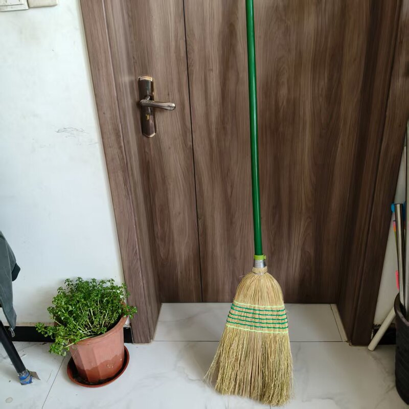 Thickened Green Handle Traditional Thatch Broom, Durable and Hard-Bristled Broom for Cleaning, Suitable for Gardens, Sanitation, and Office Cleaning Thickened Green Handle Traditional Thatch Broom, Durable and Hard-Bristled Broom for Cleaning, Suitable for Gardens, Sanitation, and Office Cleaning
