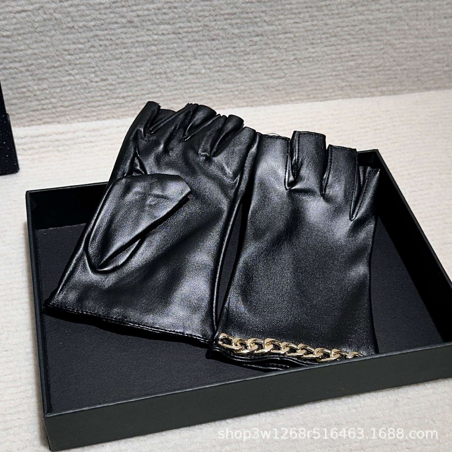 Demi-season solid polyurethane short gloves, keep warm set