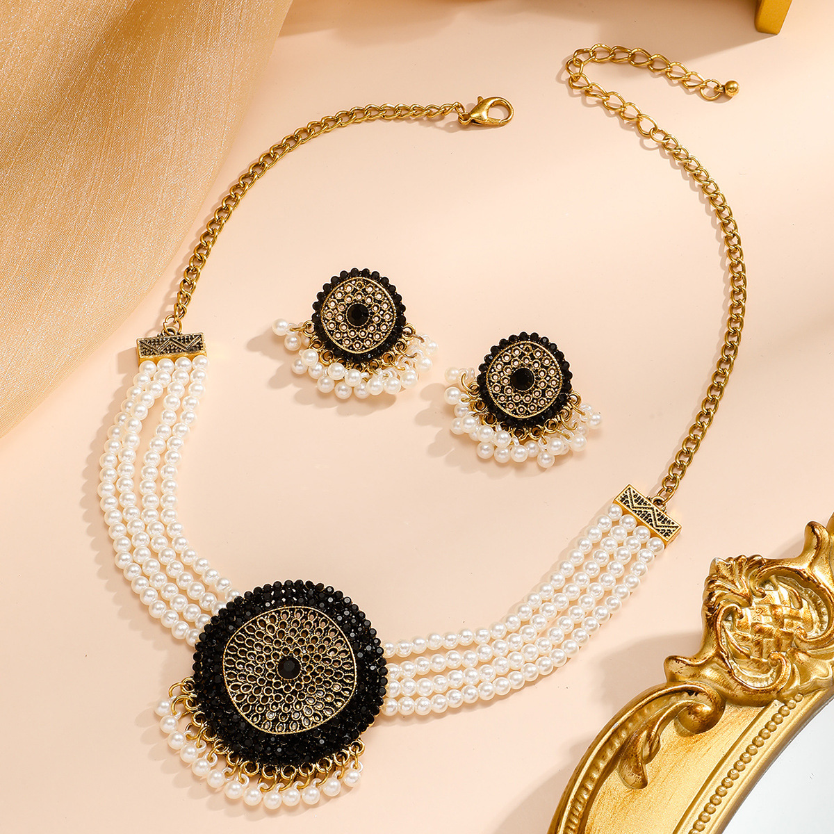 H retro black diamond (43) grams