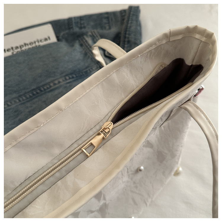 Casual work commuting bag for women, large capacity, new Spring 2025, stylish and simple single-shoulder shopping bag tote bag undefined
