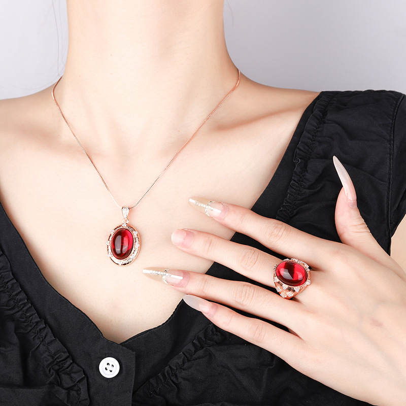 2024 nueva joyería Zhuang Shengsheng simulación europea paloma sangre corindón rojo superficie lisa retro conjunto de oro rosa maestro 13*18