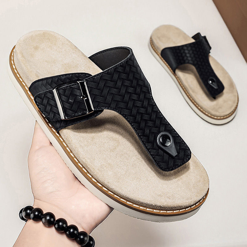 Designer model 2026 summer men's flip-flops, outdoor casual beach shoes, men's slip-on sandals, non-slip slippers Designer model 2026 summer men's flip-flops, outdoor casual beach shoes, men's slip-on sandals, non-slip slippers