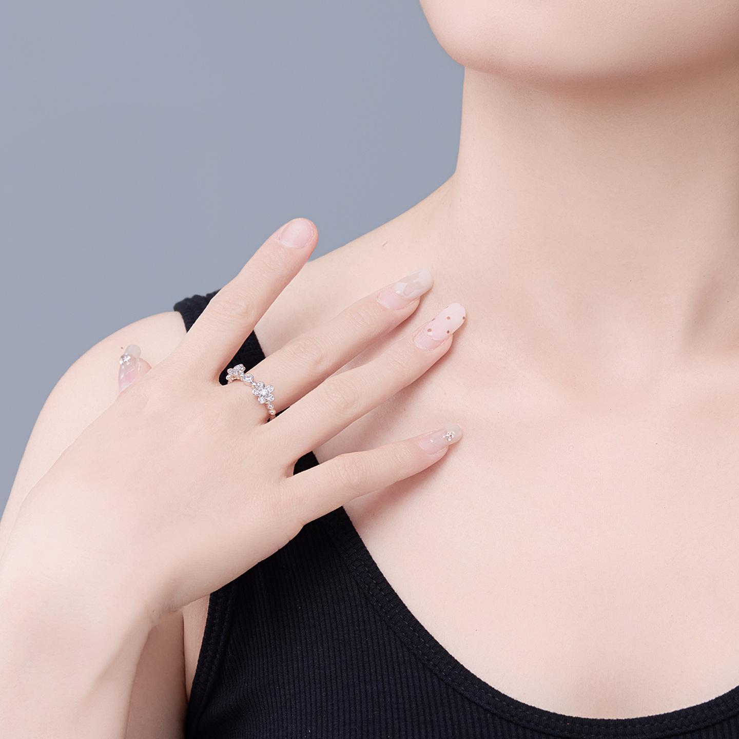 Xuping gemas artificiales simple y lujoso temperamento ligero anillo de mariposa elegante estilo de moda anillo exquisito al por mayor mujeres