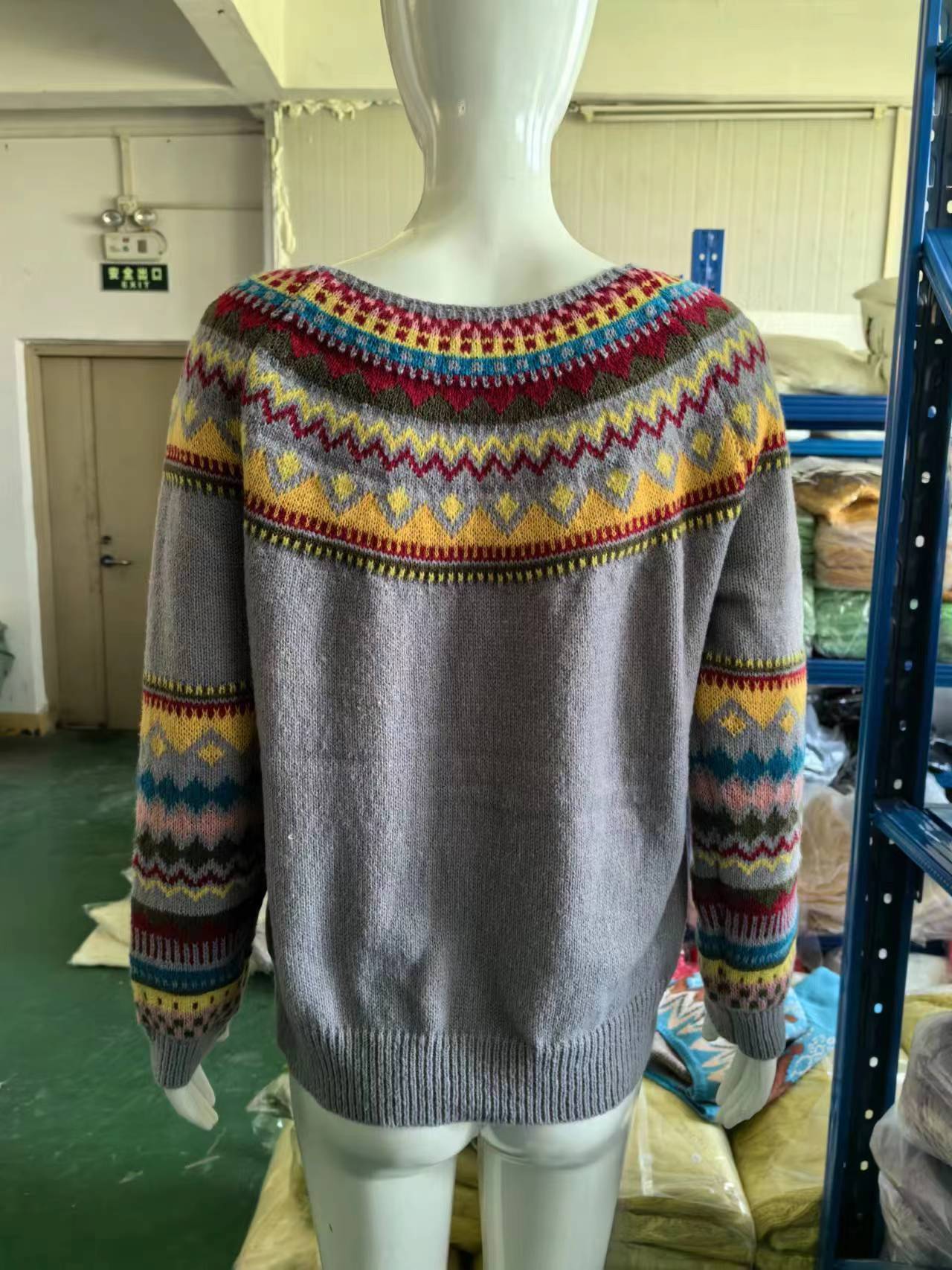 New Sweater Women Wish Hot Sale Round Neck Color Matching Loose Fashion Pullover Knitted Sweater 44 Undefined