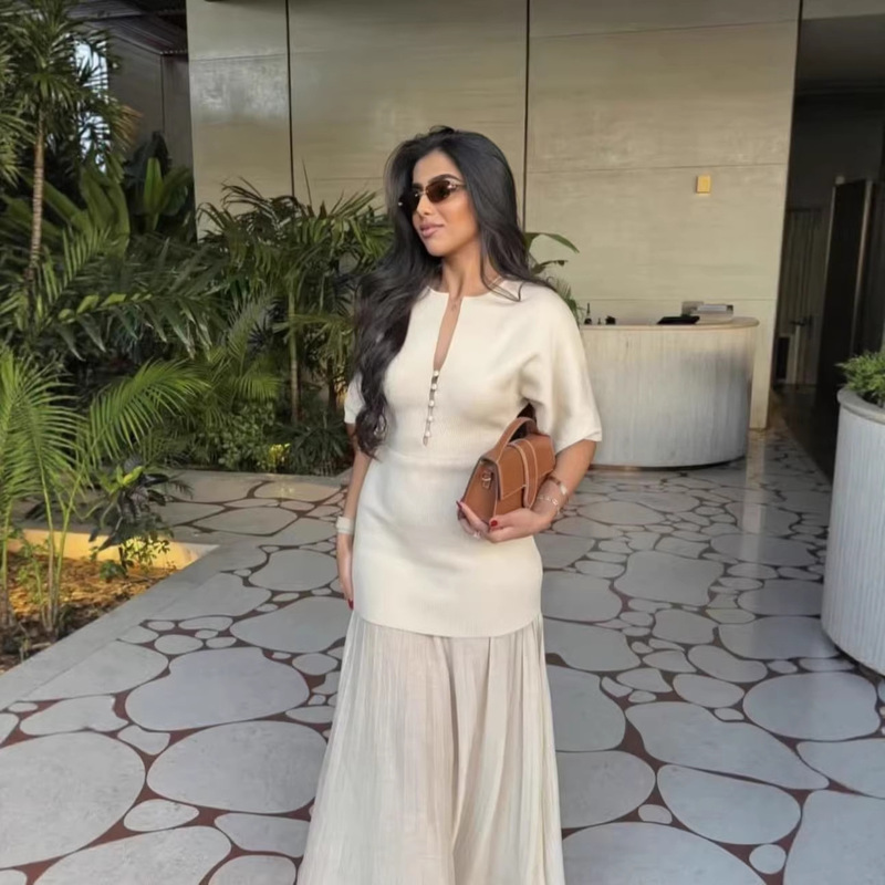 Cross-Border Aliexpress Hot-Selling 2026 Spring New Solid Color Knitted Single-Breasted Round Neck Slim-Fit Long Knit Dress Cross-Border Aliexpress Hot-Selling 2026 Spring New Solid Color Knitted Single-Breasted Round Neck Slim-Fit Long Knit Dress