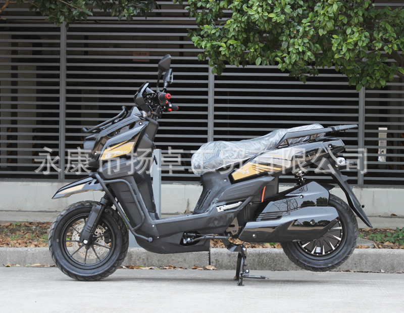 Qijue Tank Electric Motorcycle 72V Lithium Battery Electric Scooter Russian Gt Electric Scooter Wholesale