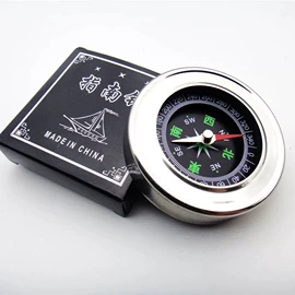 放大镜;指南针;户外望远镜