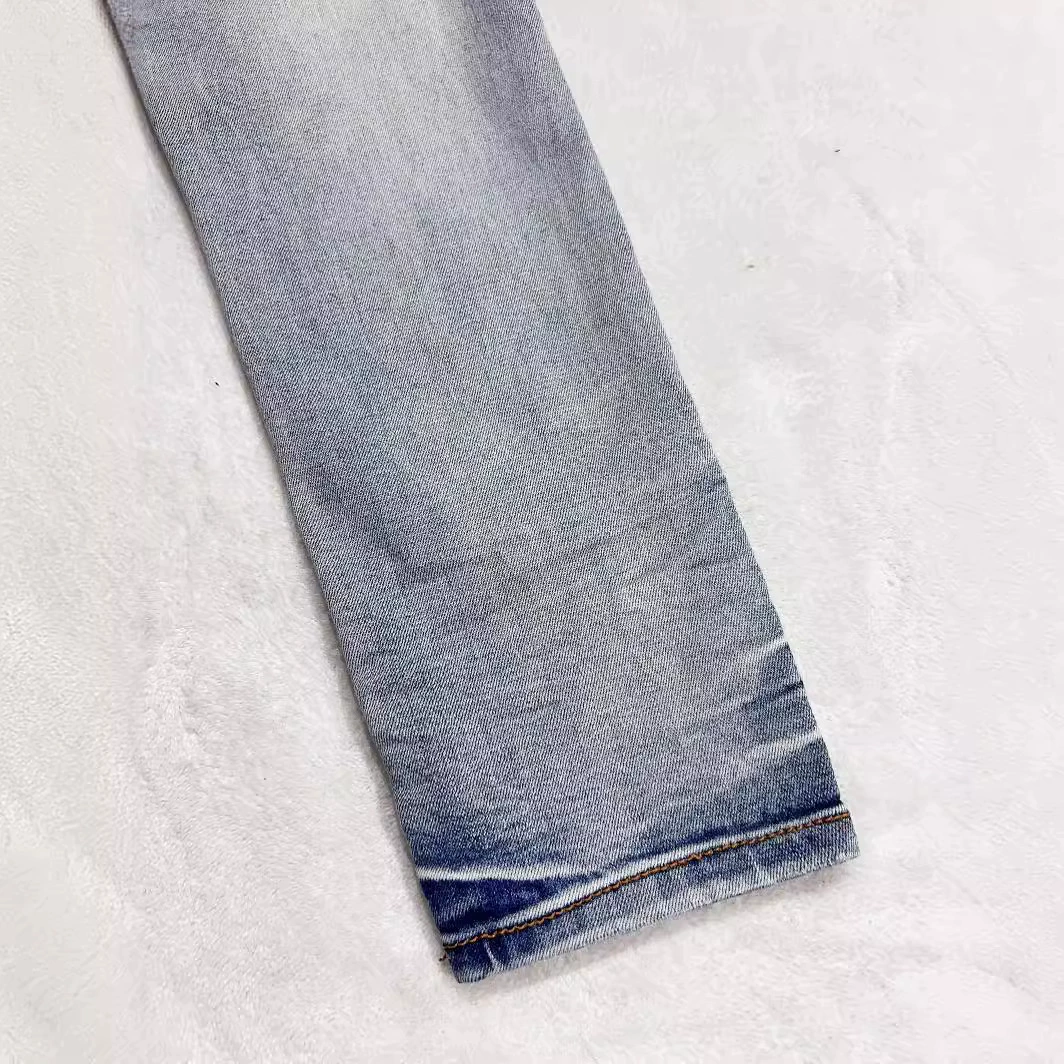 Джинсы (Jb amiri tide) с нашивками, узкий крой и эластичным низом, цвета 30–40