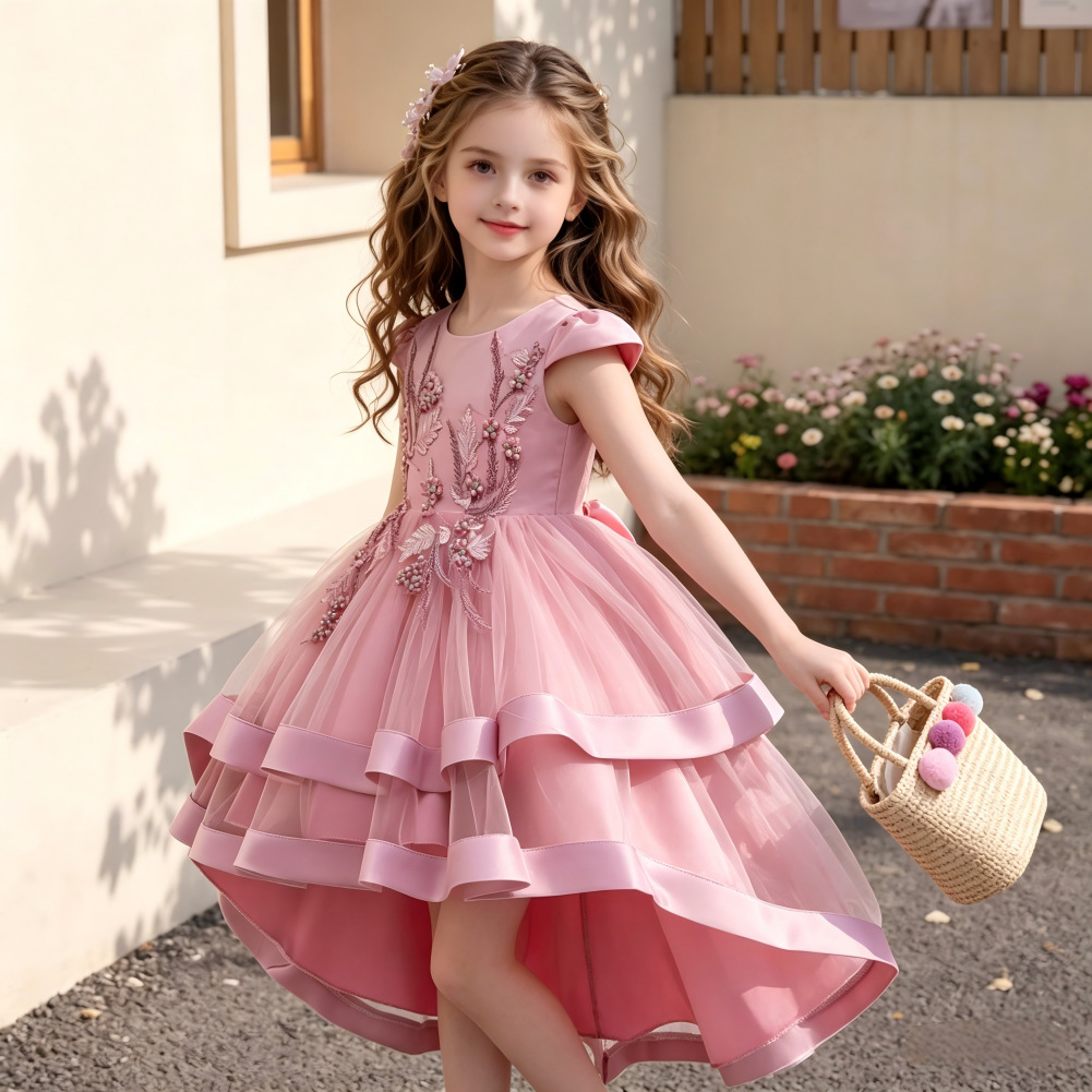 Small princess costume, mannequin head, wedding dress, piano performance costume, for teenagers, for catwalk, tutu skirt