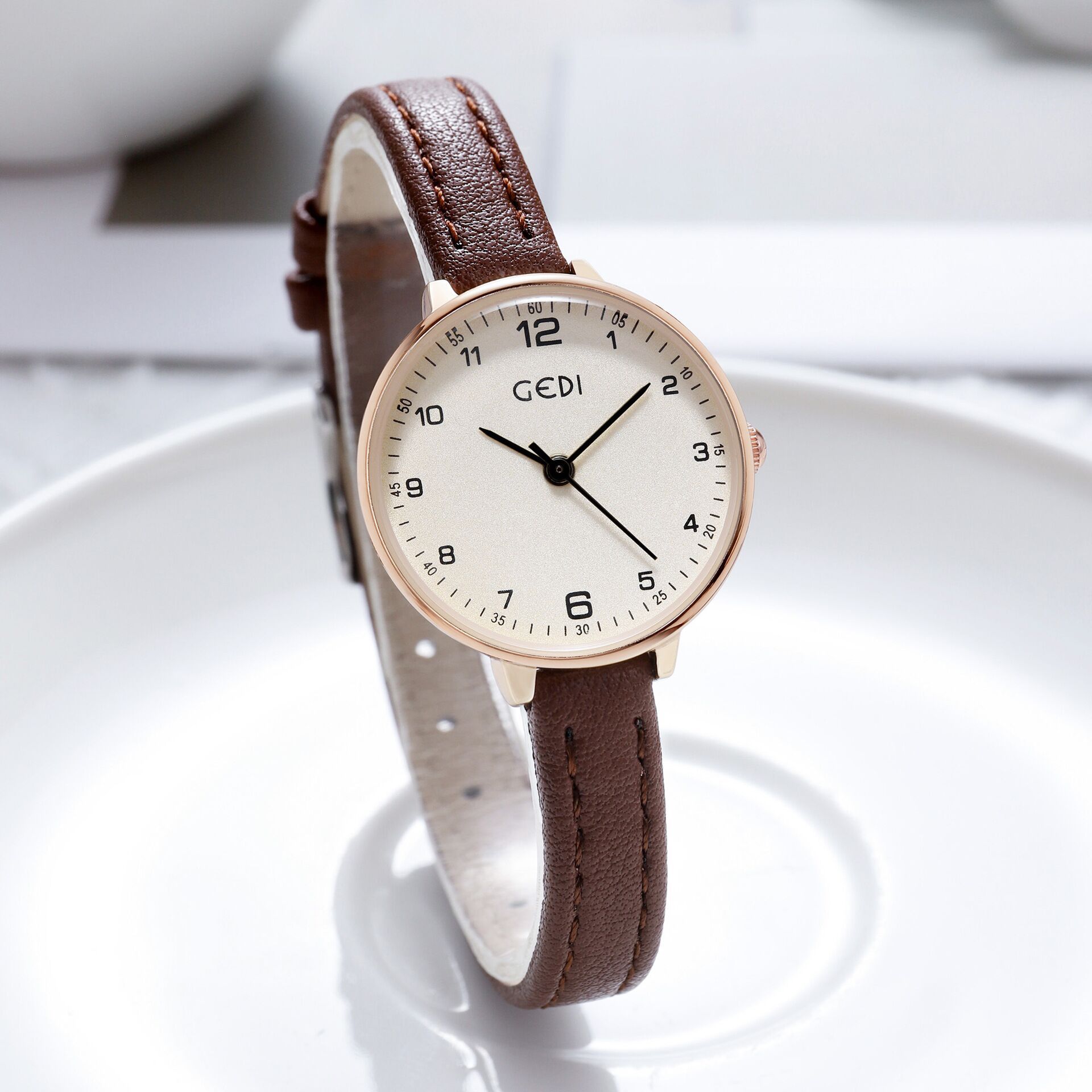 Reloj mujer cuarzo minimalista estilo estudiante moda casual_voghion.com