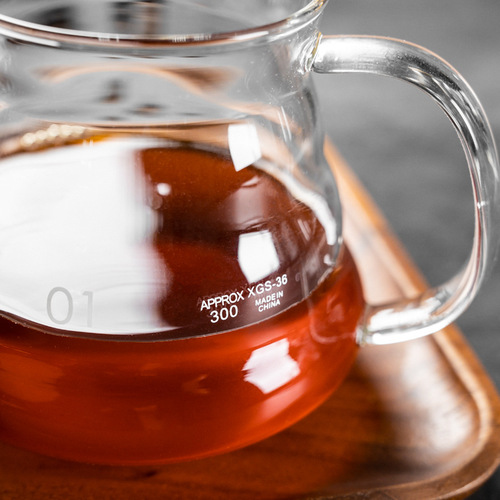 Hand-brewed coffee pot, cloud pot, sharing pot, thickened heat-resistant glass, cute coffee pot with scale, fair cup
