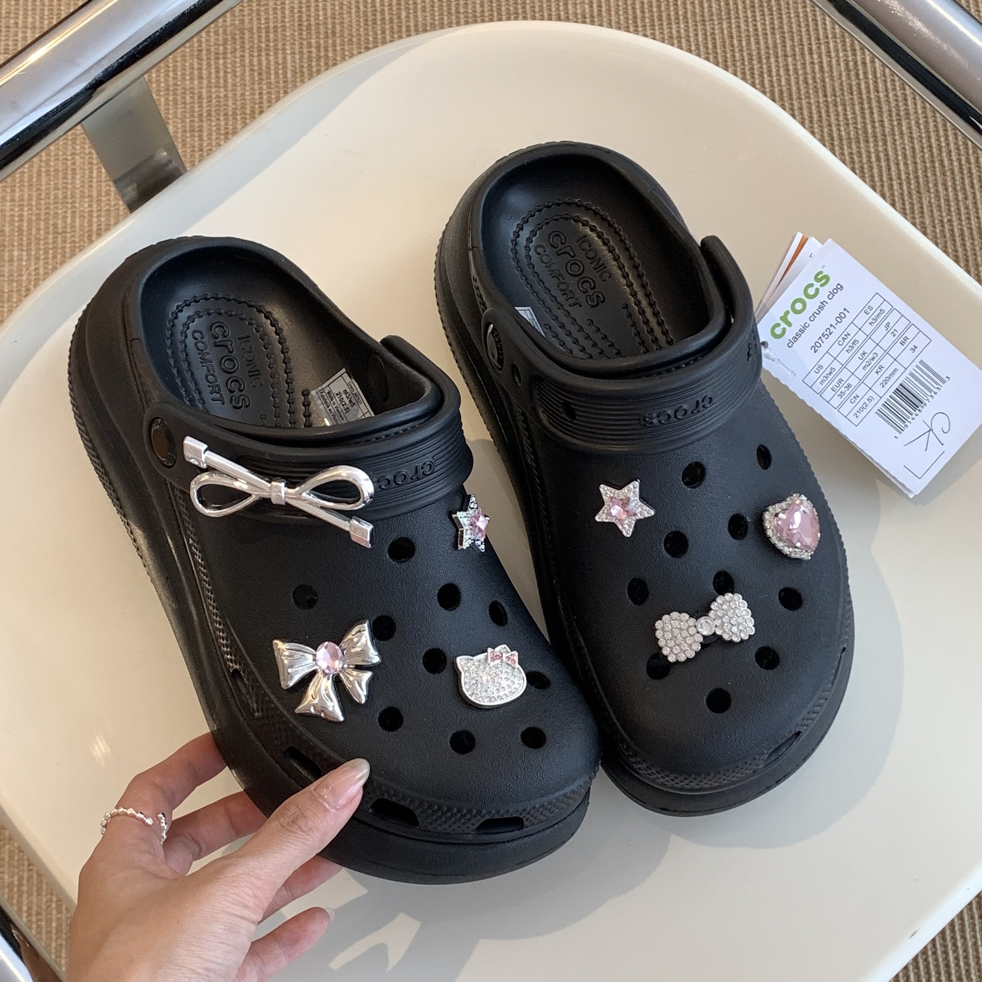 Nuevo todo fósforo zapatos con agujeros hebilla diy arco amor kitty zapatos decoración de flores accesorios desmontables