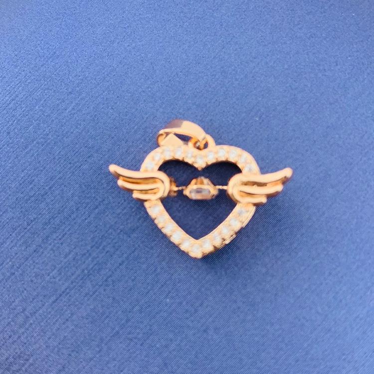 2022 nuevo trébol giratorio simple cien colgante fuente joyería fábrica al por mayor directa sin cadena