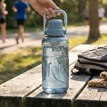耐高温防摔大水杯便携水瓶带茶漏带提手简约塑料杯子定制运动水壶