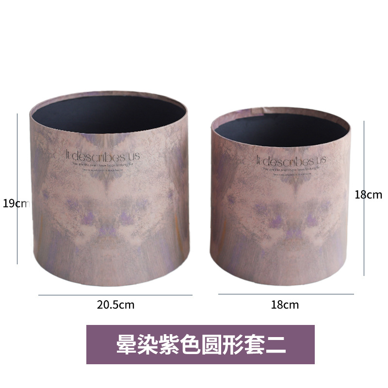 Conjunto de vacaciones Cubo de abrazo de tres flores Cubo de regalo de Oscar Cubo de arreglos florales Cubo de abrazo de oso de fresa grande Floristería al por mayor