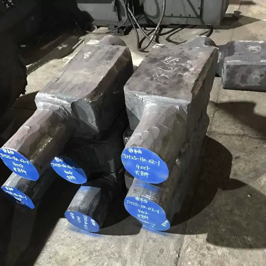 厂家供应轴类锻造 合金钢数控轧辊轴 锻造自由曲轴锻件机械批发